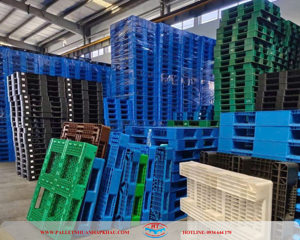 Pallet nhựa mới đa dạng kiểu dáng và màu sắc nổi bật