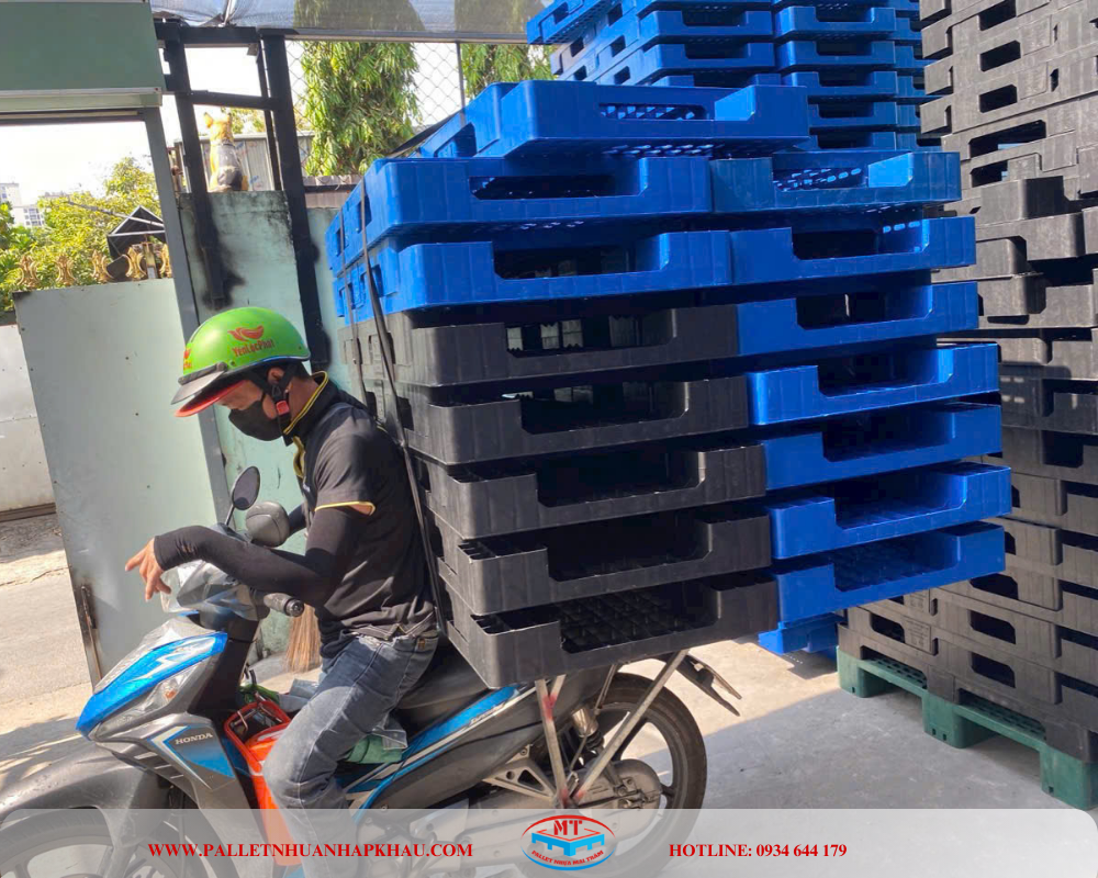 Kích thước sẽ có to nhỏ phù hợp với mọi loại hàng hoá