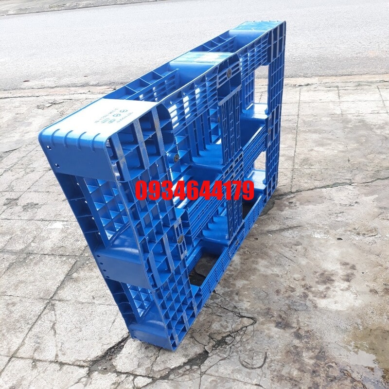 giá pallet nhựa cũ