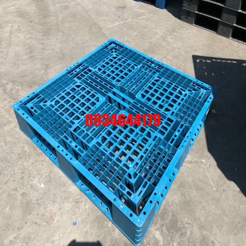 giá pallet nhựa cũ