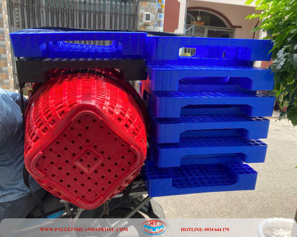 Pallet nhựa rất phù hợp kê nông sản lương thực tại Trà Vinh