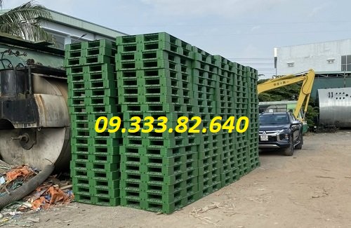 Khả năng chịu tải cao, phù hợp kho công nghiệp.