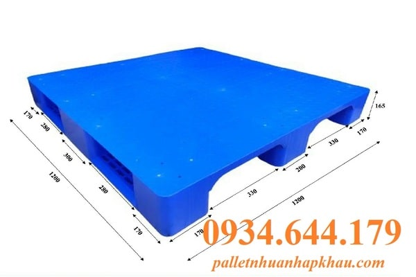 Tại sao nên mua pallet nhựa cũ tại Phan Thiết Bình Thuận?