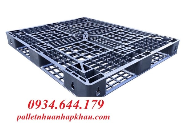 Pallet nhựa cũ tại Thốt Nốt Cần Thơ