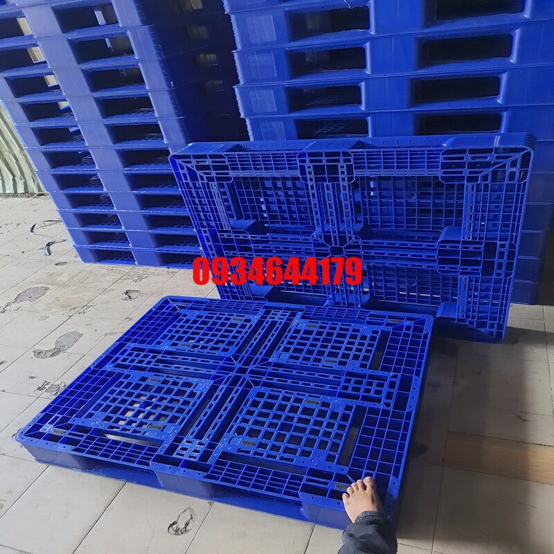 Hưởng lợi từ pallet nhựa Gia Nghĩa đầy đủ kích cỡ