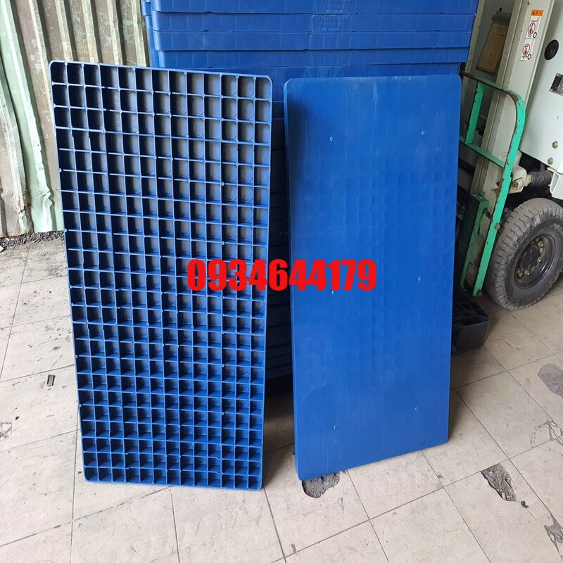 Tại sao pallet nhựa không chân được doanh nghiệp săn đón?