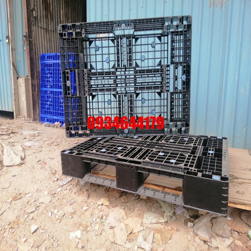 Pallet nhựa loại nhỏ chính xác là gì?