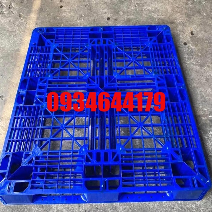 sản xuất pallet nhựa theo yêu cầu