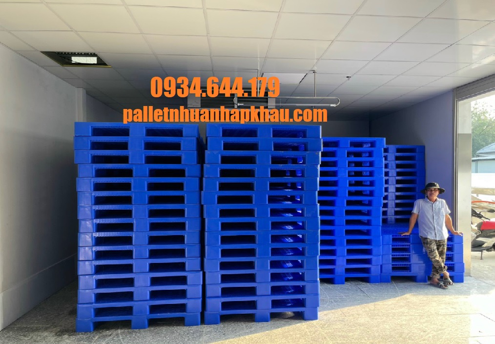 giá pallet nhựa Bình Dương