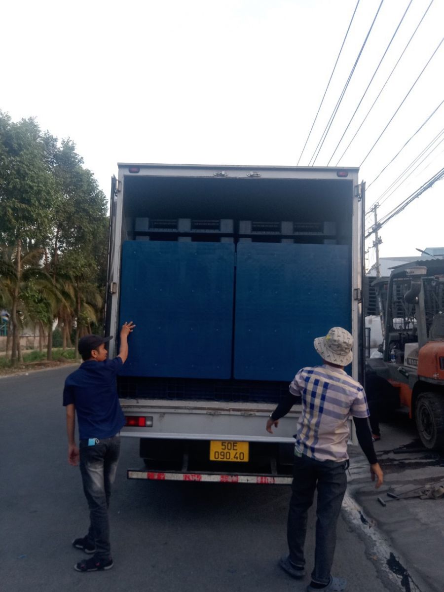 Pallet nhựa KCN Tân Bình