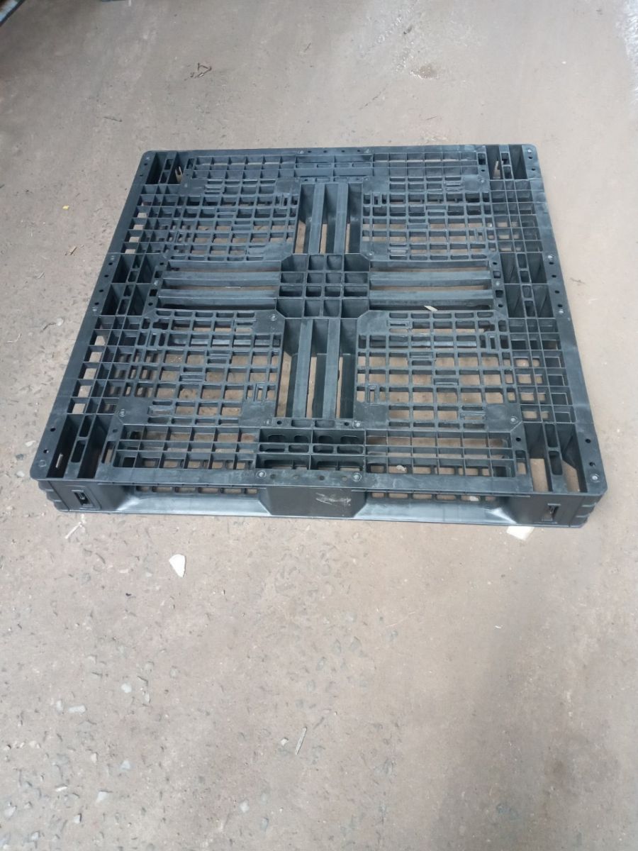 pallet nhựa 1100x1100x120mm