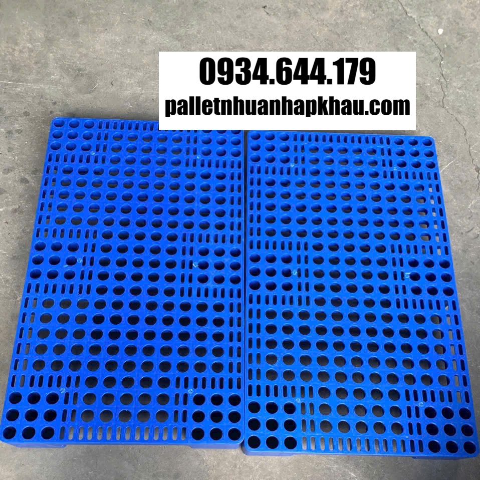 Pallet nhựa KCN Nam Tân Uyên