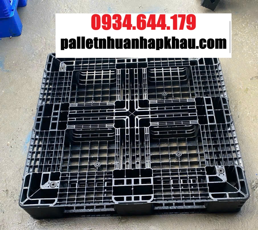 Pallet nhựa KCN An Bình