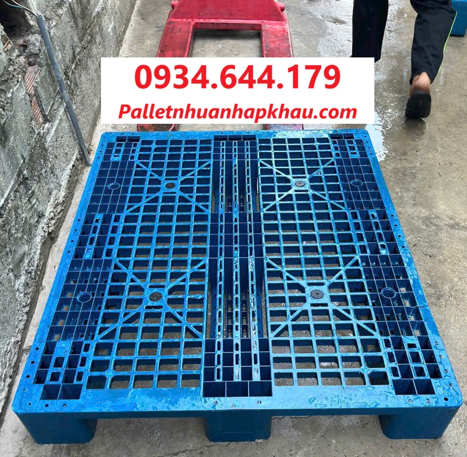 Pallet nhựa KCN Giang Điền