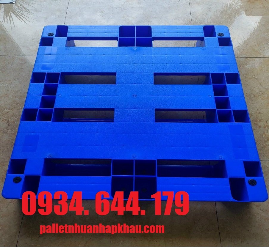 Pallet Nhựa Quảng Ngãi Xã Kho Cuối Năm